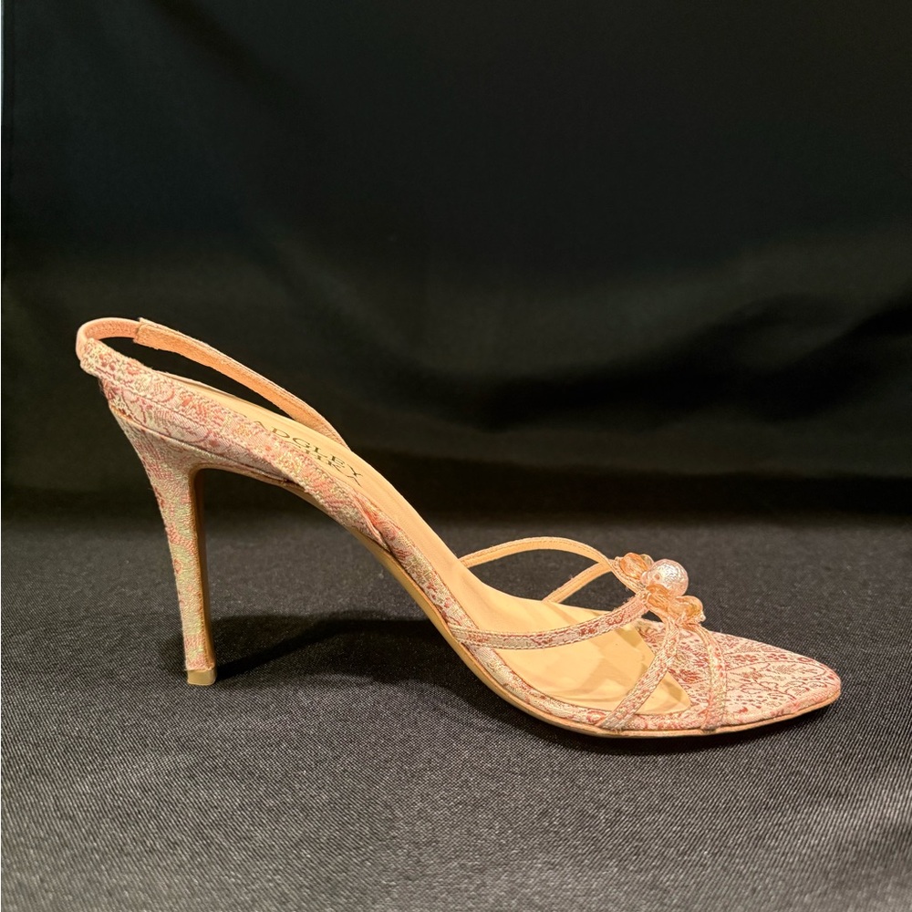 Badgley Mischka Pink Heels with Intricate Detailing - Picture 6 of 16
